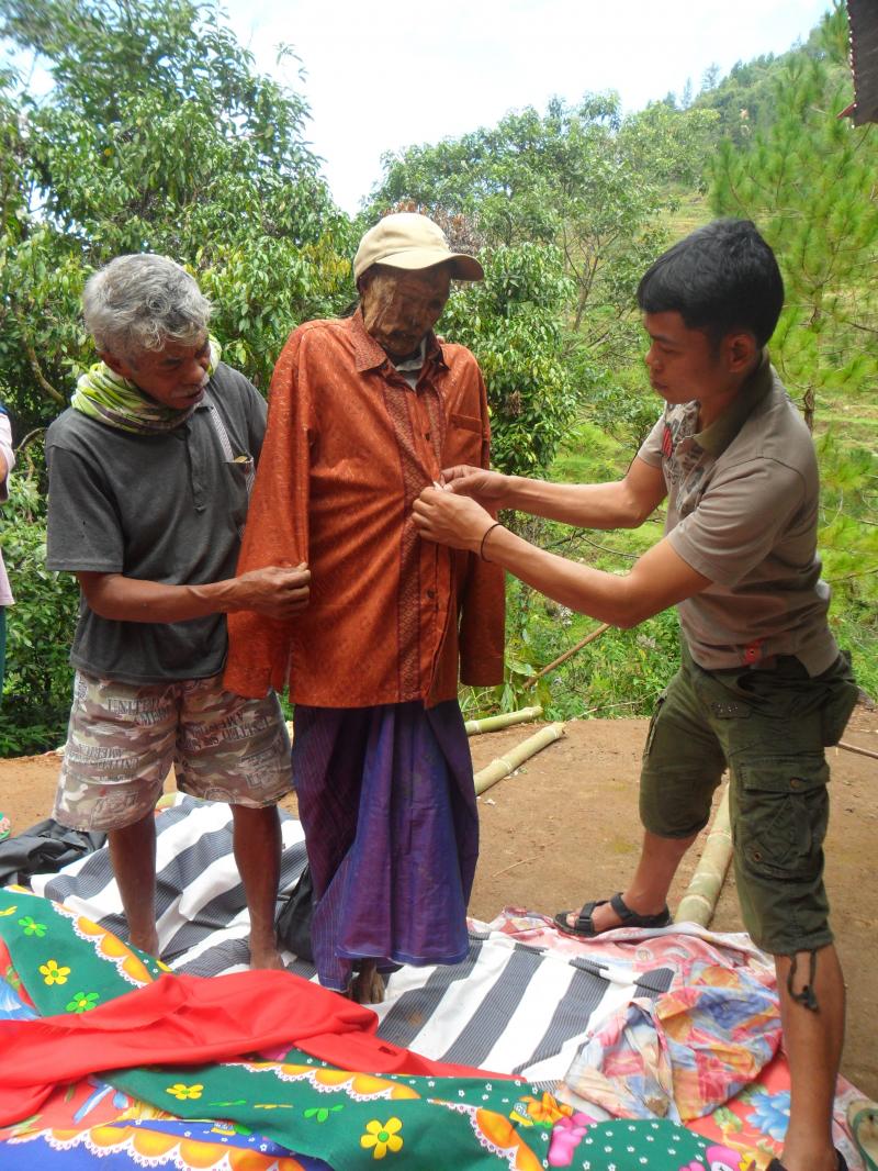 Dressing the mummy by family.